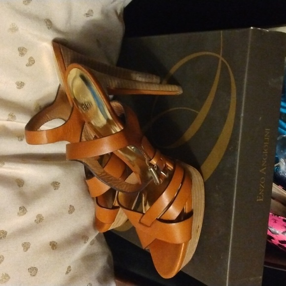 Coach Dani women's tan strap platform heels sz 9B - Picture 5 of 17